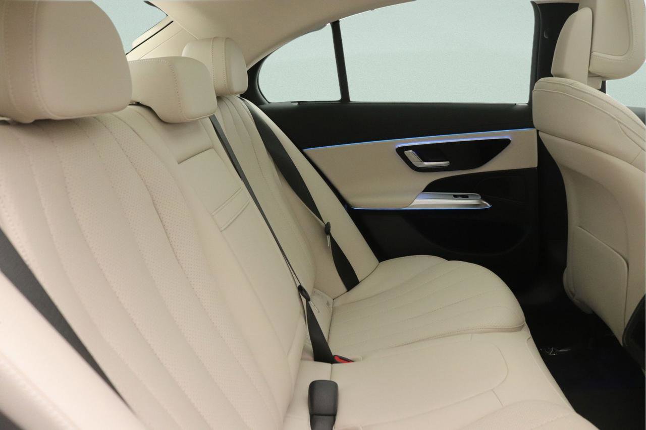 New 2026 Mercedes-Benz E 350 Sedan image 8
