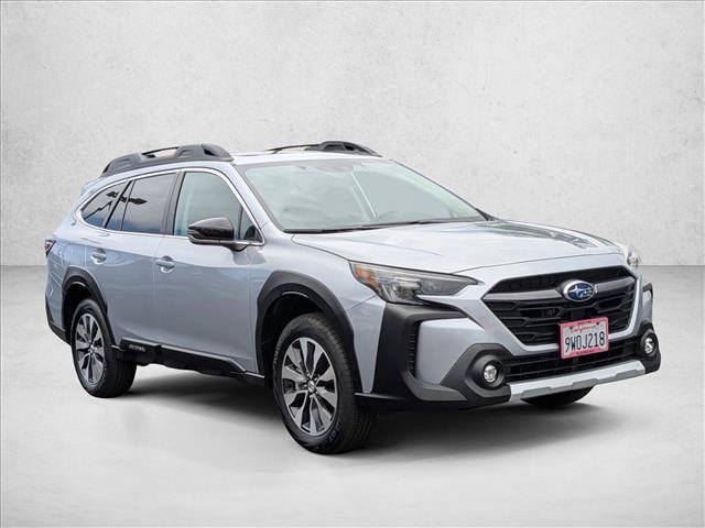 Used 2025 Subaru Outback Limited AWD/4WD image 4