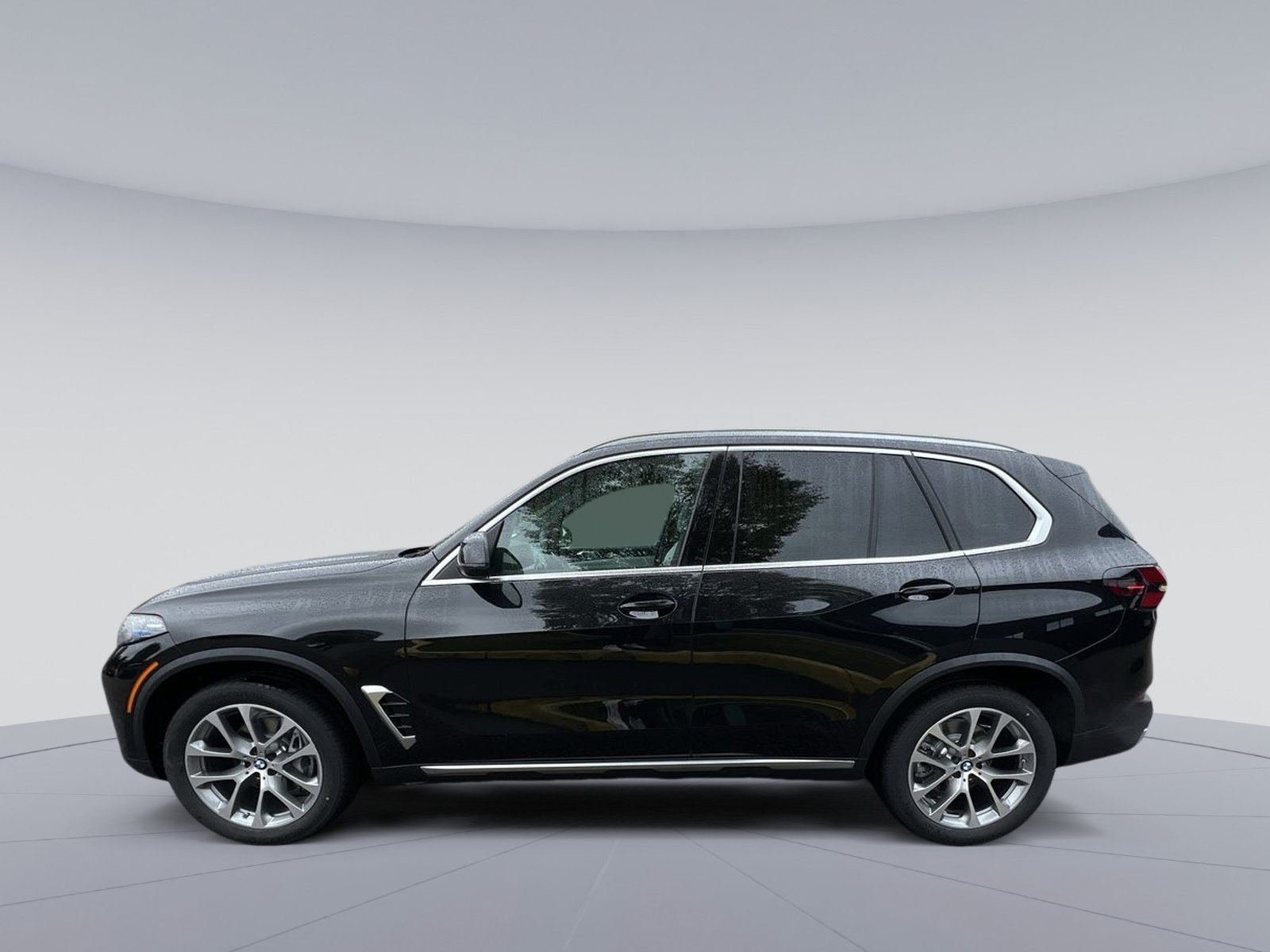 New 2026 BMW X5 xDrive40i w/ Climate Comfort Package AWD/4WD image 2