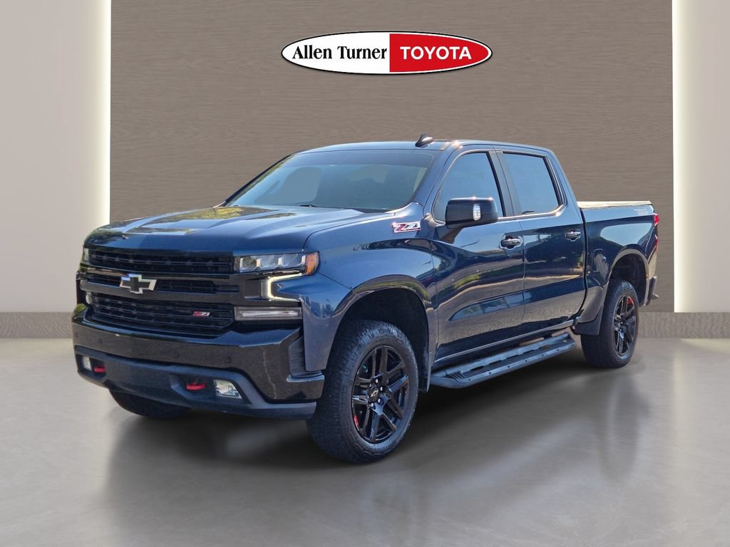 Used 2022 Chevrolet Silverado 1500 LT Trail Boss w/ Convenience Package II AWD/4WD image 3