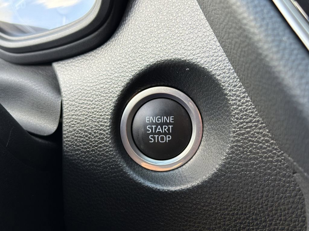 Used 2023 Toyota Corolla Cross LE FWD image 25