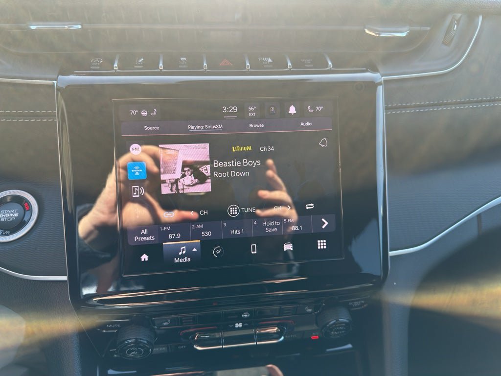 New 2025 Jeep Grand Cherokee Altitude RWD image 16