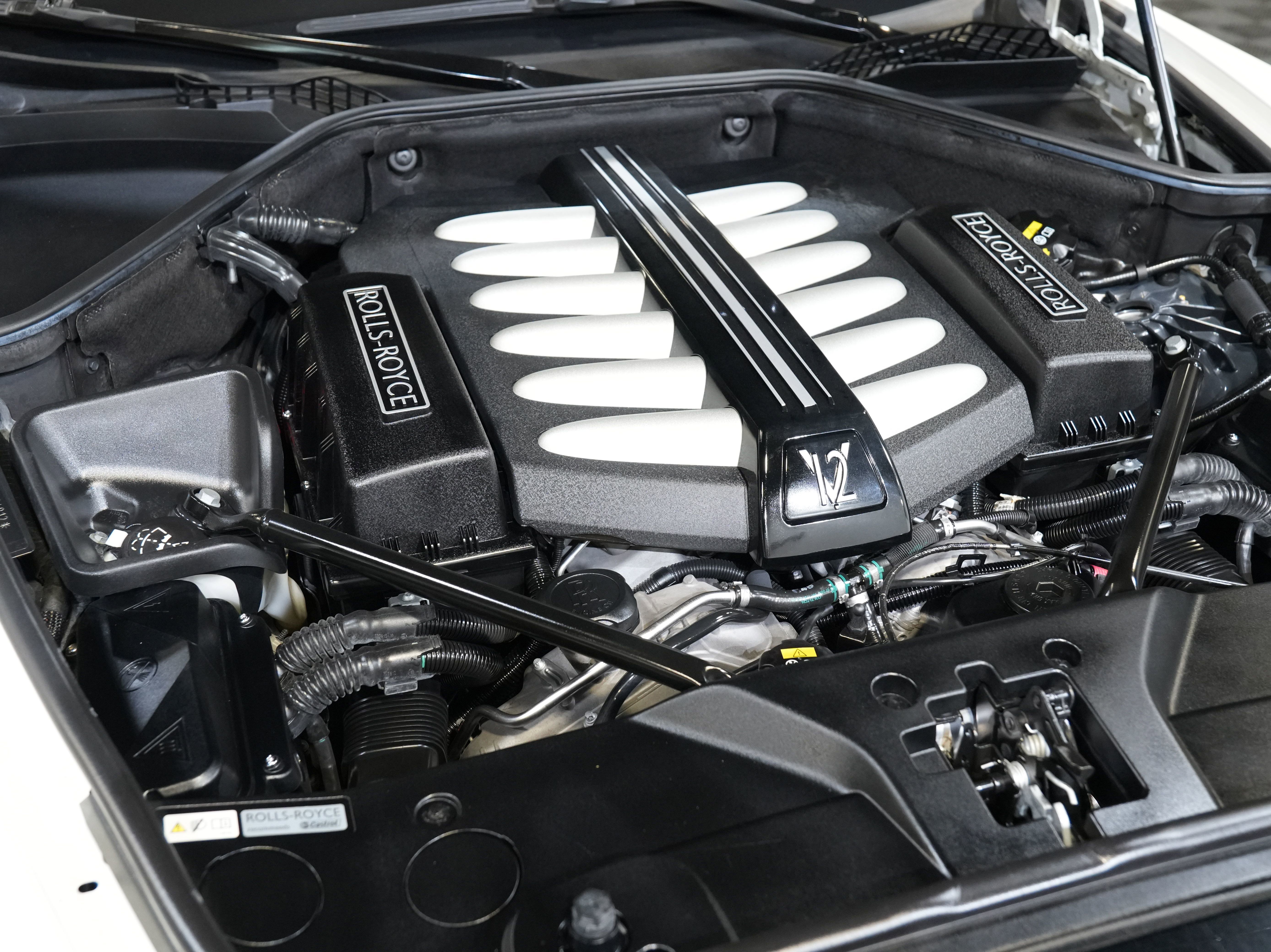 Used 2014 Rolls-Royce Wraith RWD image 49