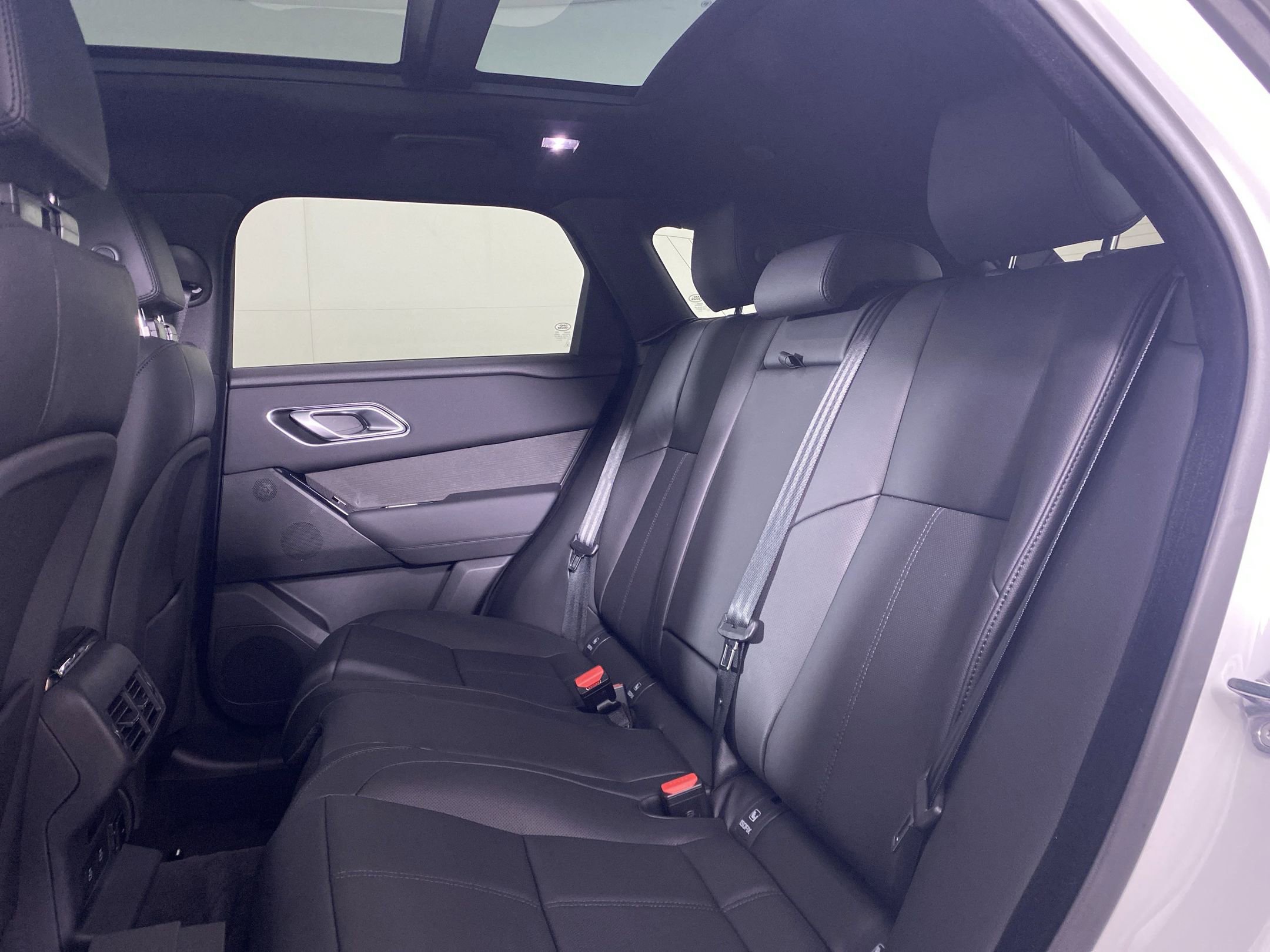 Used 2026 Land Rover Range Rover Velar S image 19