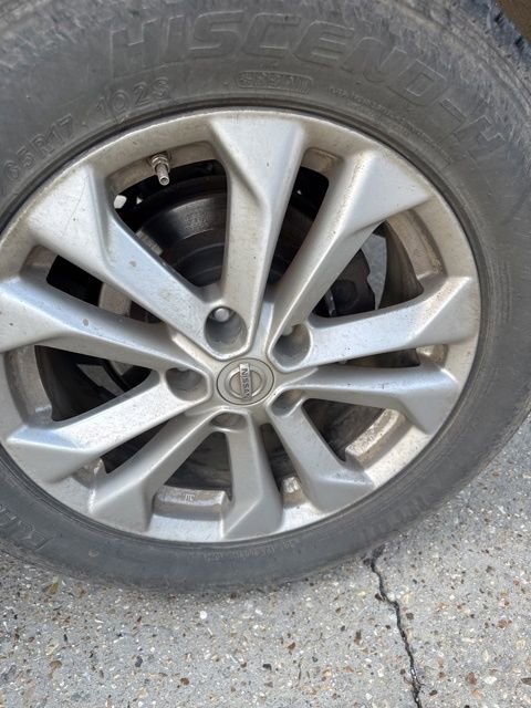 Used 2014 Nissan Rogue SV w/ SV Premium Package image 13