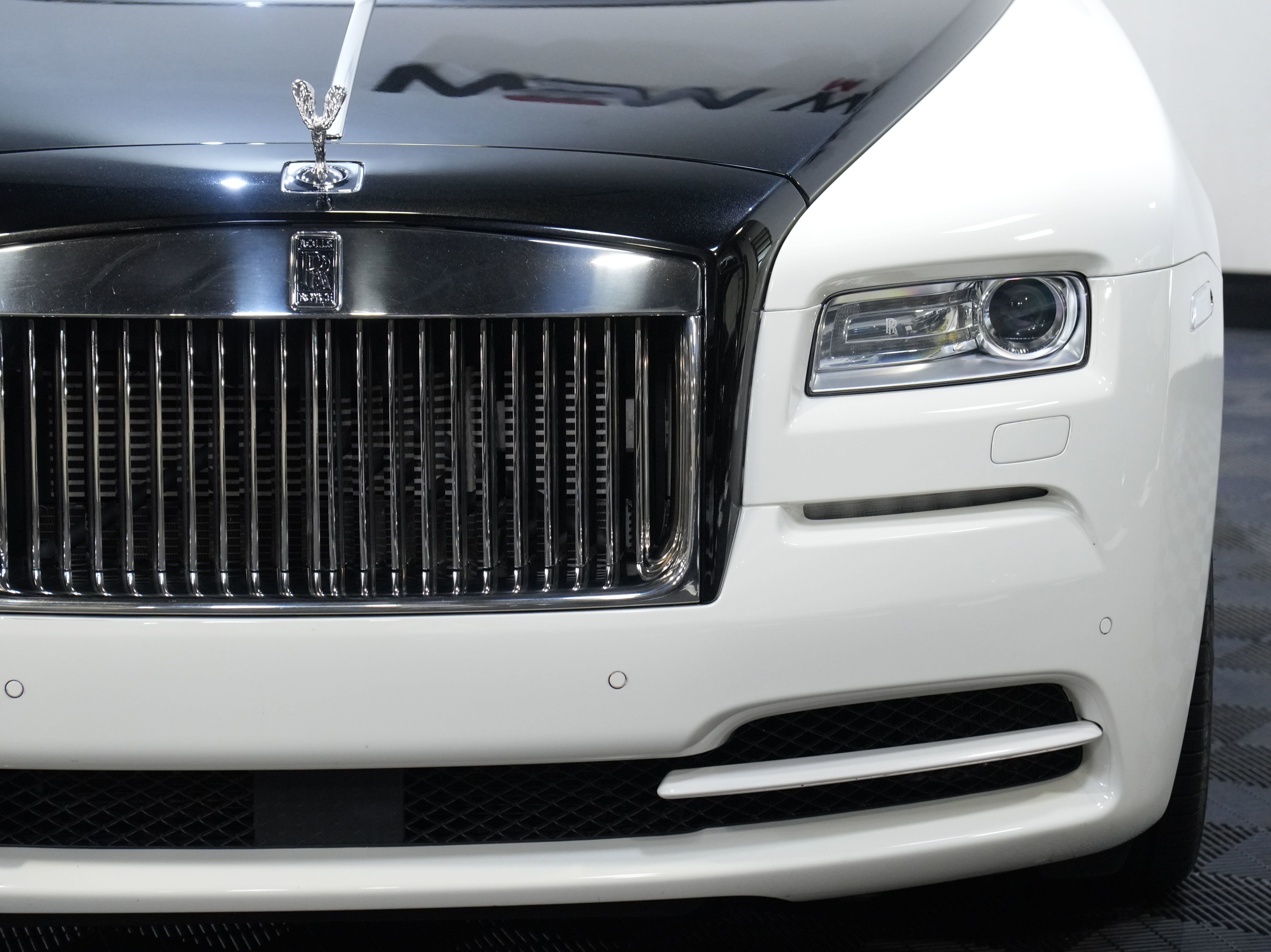 Used 2014 Rolls-Royce Wraith RWD image 10