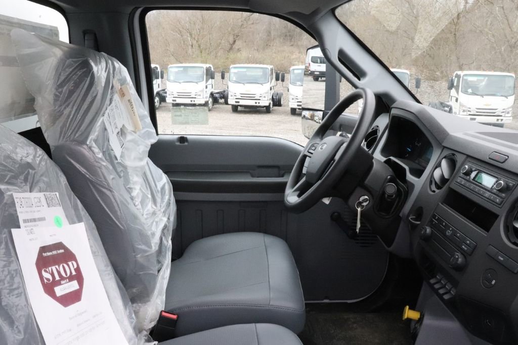 New 2026 Ford F750 2WD Regular Cab Super Duty image 9