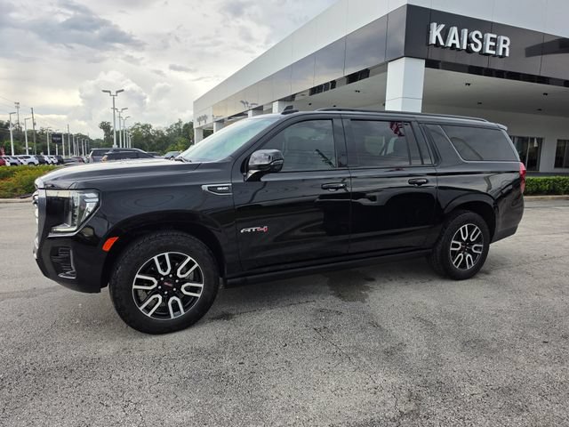 Used 2024 GMC Yukon XL AT4 w/ AT4 Premium Plus Package AWD/4WD image 2