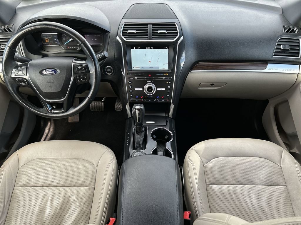 Used 2018 Ford Explorer Limited w/ Equipment Group 301A image 21