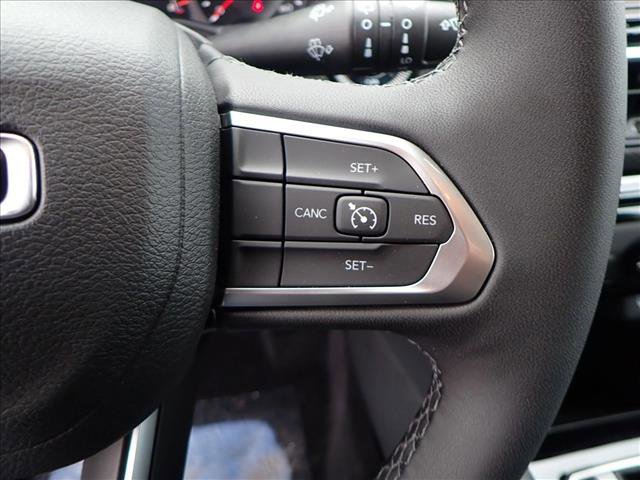 New 2026 Jeep Compass Latitude image 14