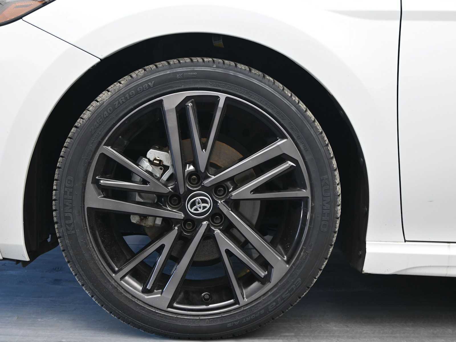 Used 2025 Toyota Camry XSE image 10