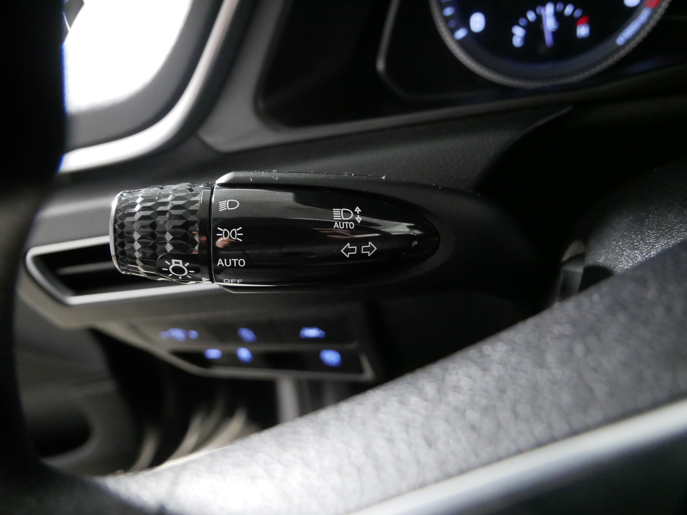 Used 2023 Hyundai Sonata SE image 32