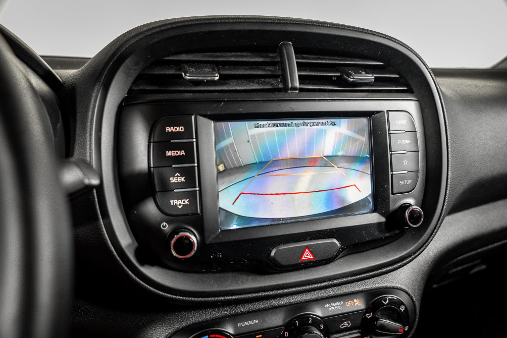 Used 2020 Kia Soul GT-Line FWD image 32