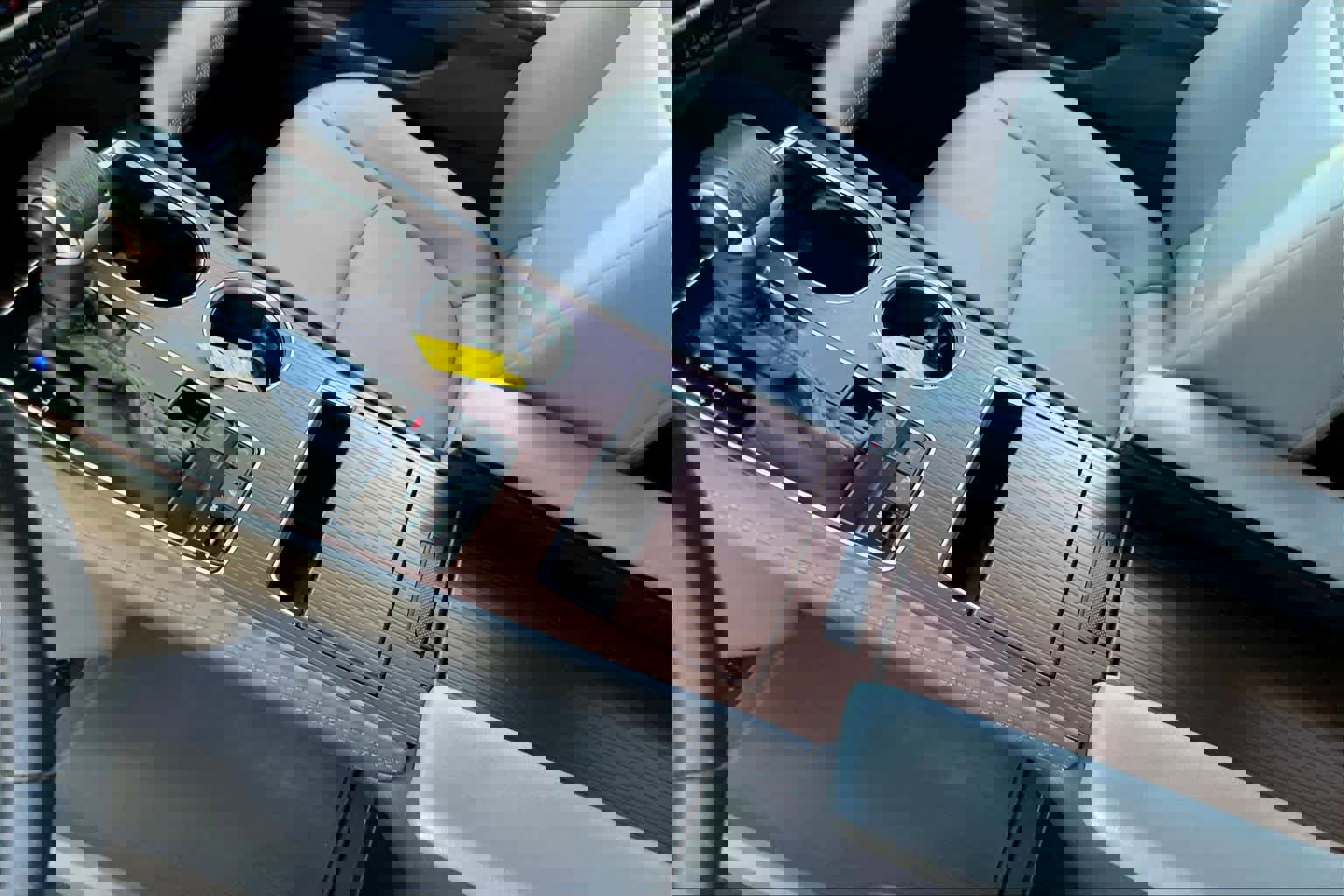 Used 2021 Toyota Sienna XLE image 17