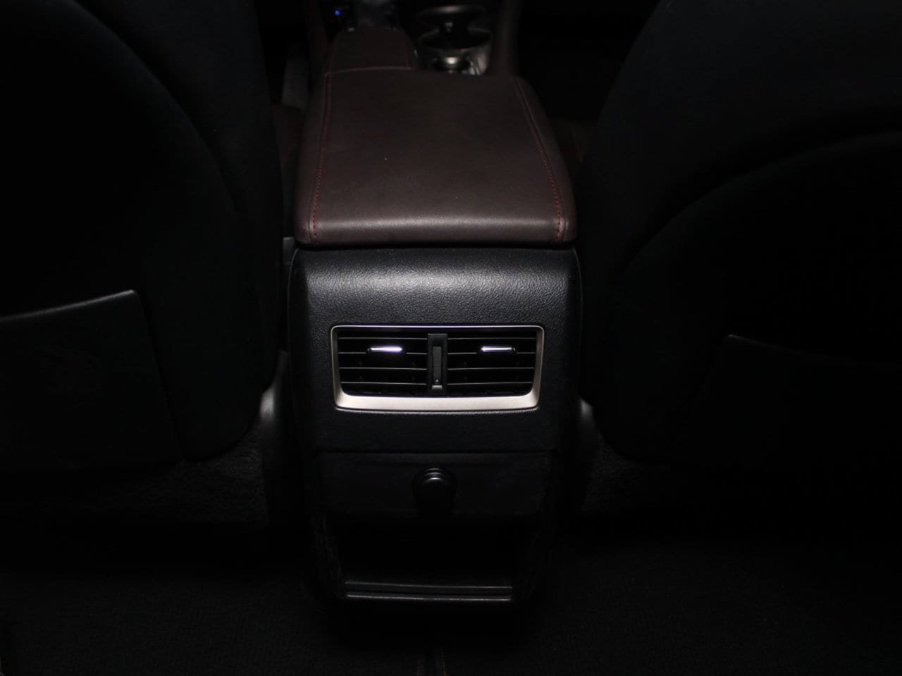 Used 2016 Lexus RX 450h AWD w/ Cold Weather Package image 22