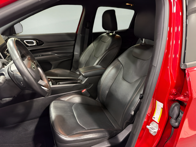 Used 2022 Jeep Compass Limited AWD/4WD image 11