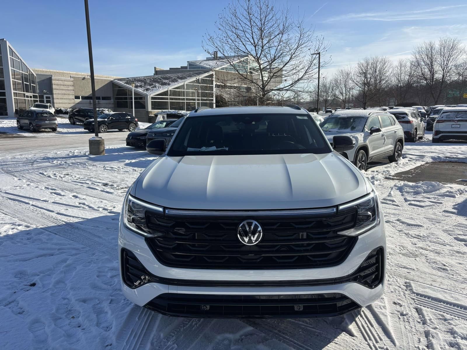 New 2026 Volkswagen Atlas Cross Sport SEL R-Line image 2