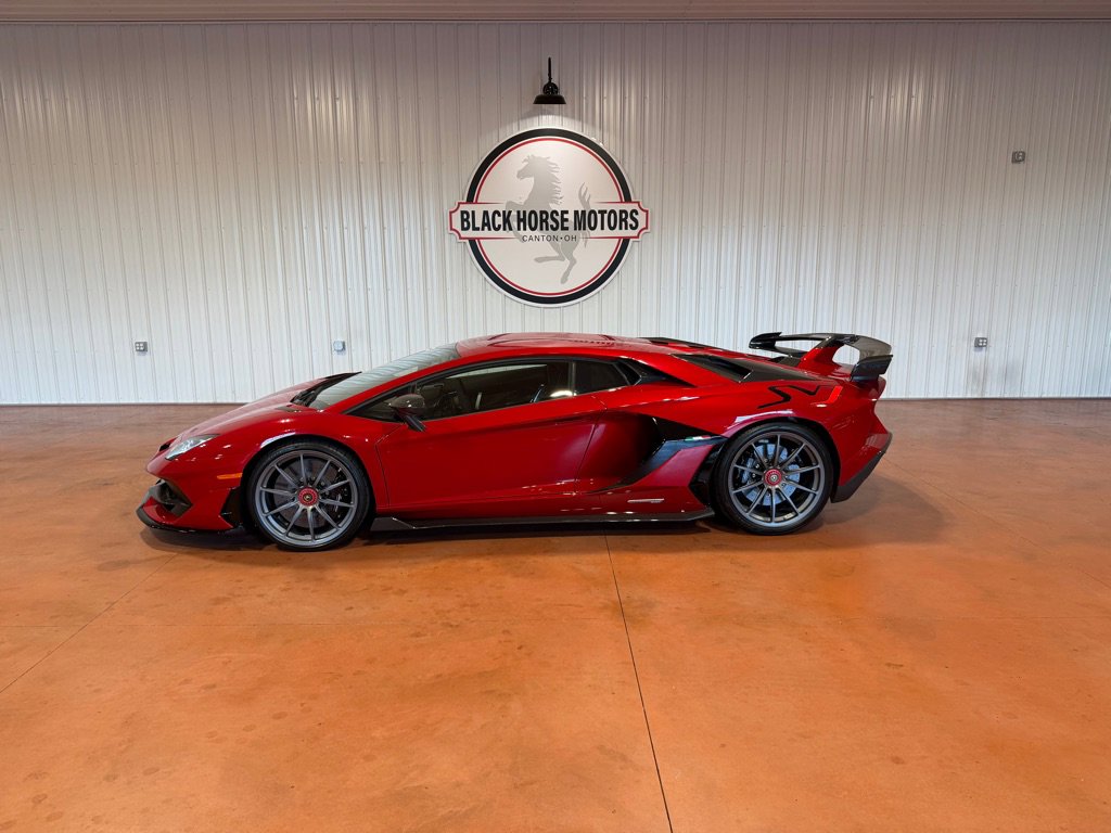 Used 2019 Lamborghini Aventador SVJ image 1