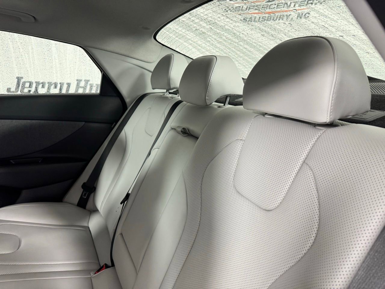 Used 2025 Hyundai Elantra Limited image 26
