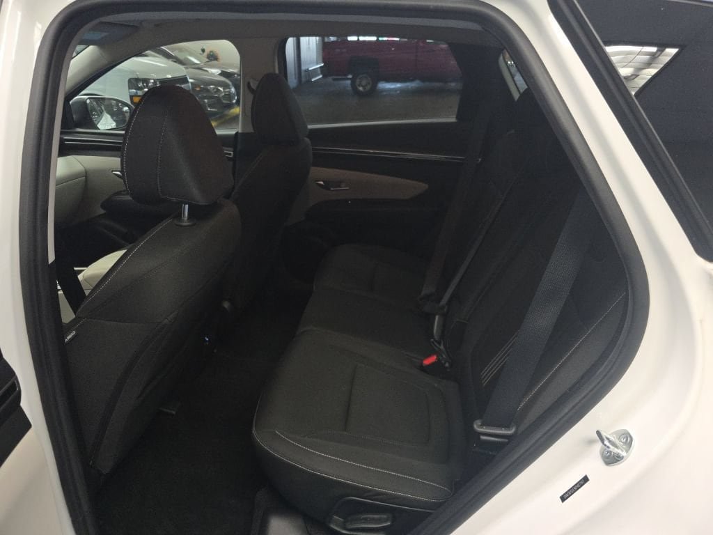 Used 2024 Hyundai Tucson SEL FWD image 16