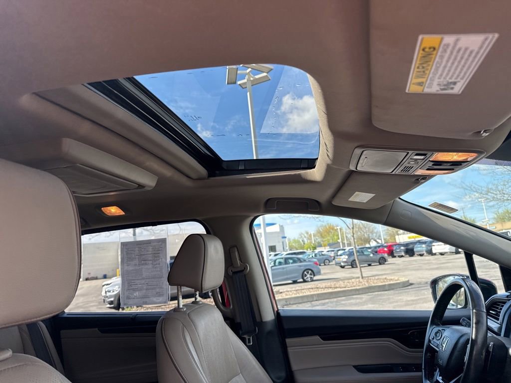 Used 2023 Honda Odyssey Elite image 19