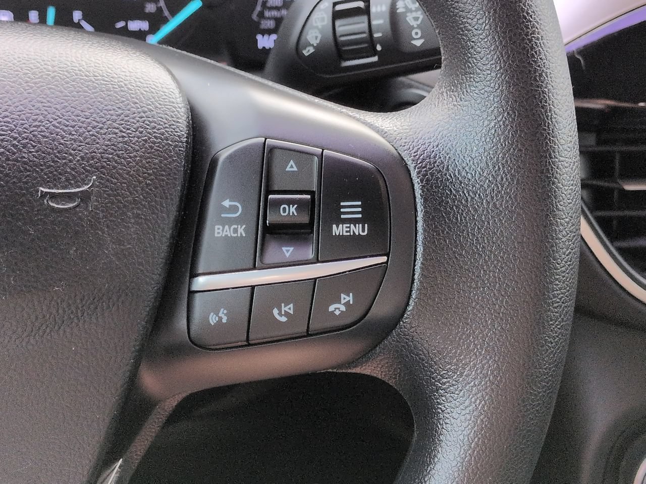Used 2020 Ford Escape SE FWD image 26