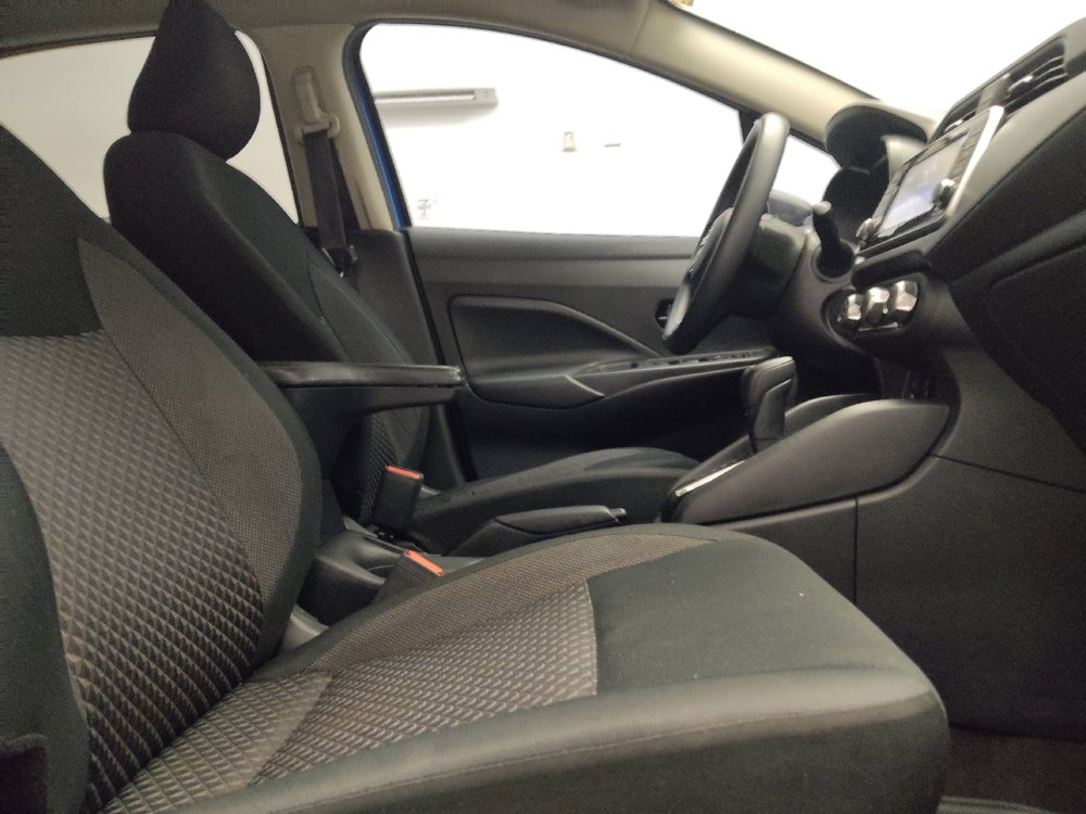 Used 2020 Nissan Versa S FWD image 21