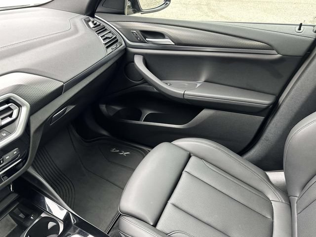 Used 2024 BMW X4 M40i AWD/4WD image 37