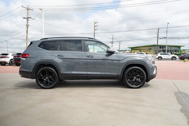 New 2026 Volkswagen Atlas SE FWD image 7