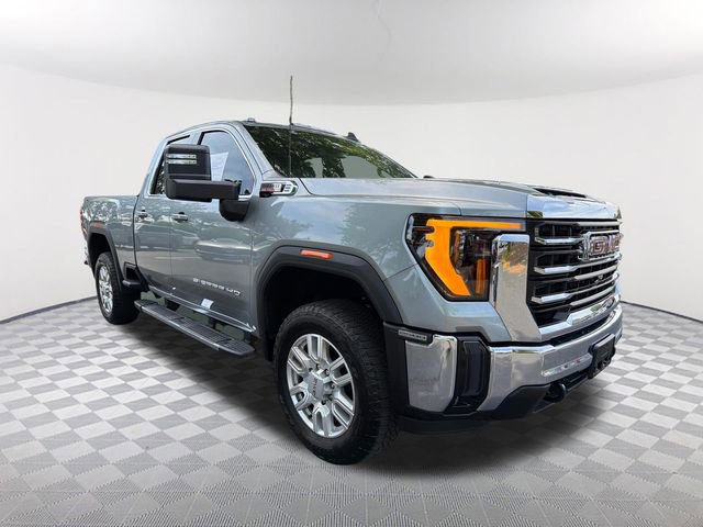 Used 2024 GMC Sierra 2500 SLE w/ SLE Value Package; AWD/4WD image 3