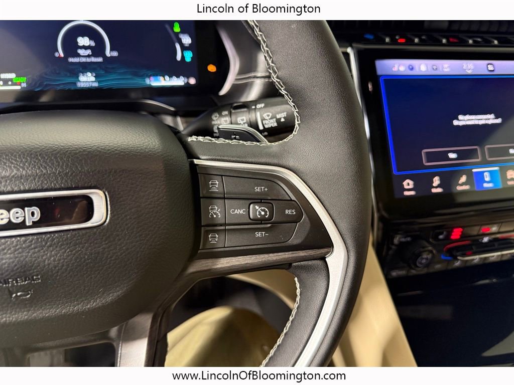 Used 2024 Jeep Grand Cherokee Limited 4xe image 30