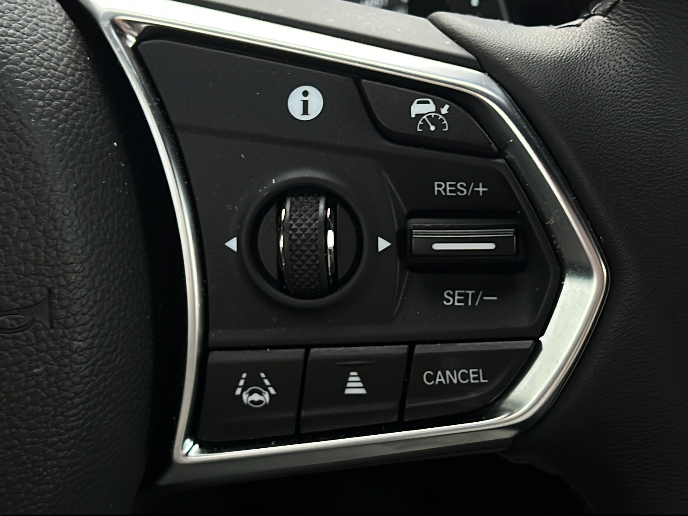 Certified 2026 Acura RDX SH-AWD image 23