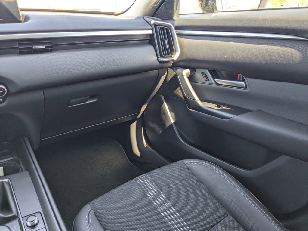 Certified 2025 MAZDA CX-50 AWD 2.5 S w/ Weather Package image 17