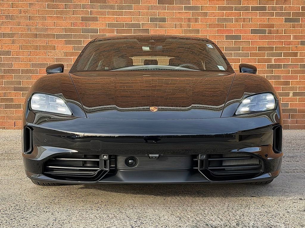 New 2026 Porsche Taycan image 10
