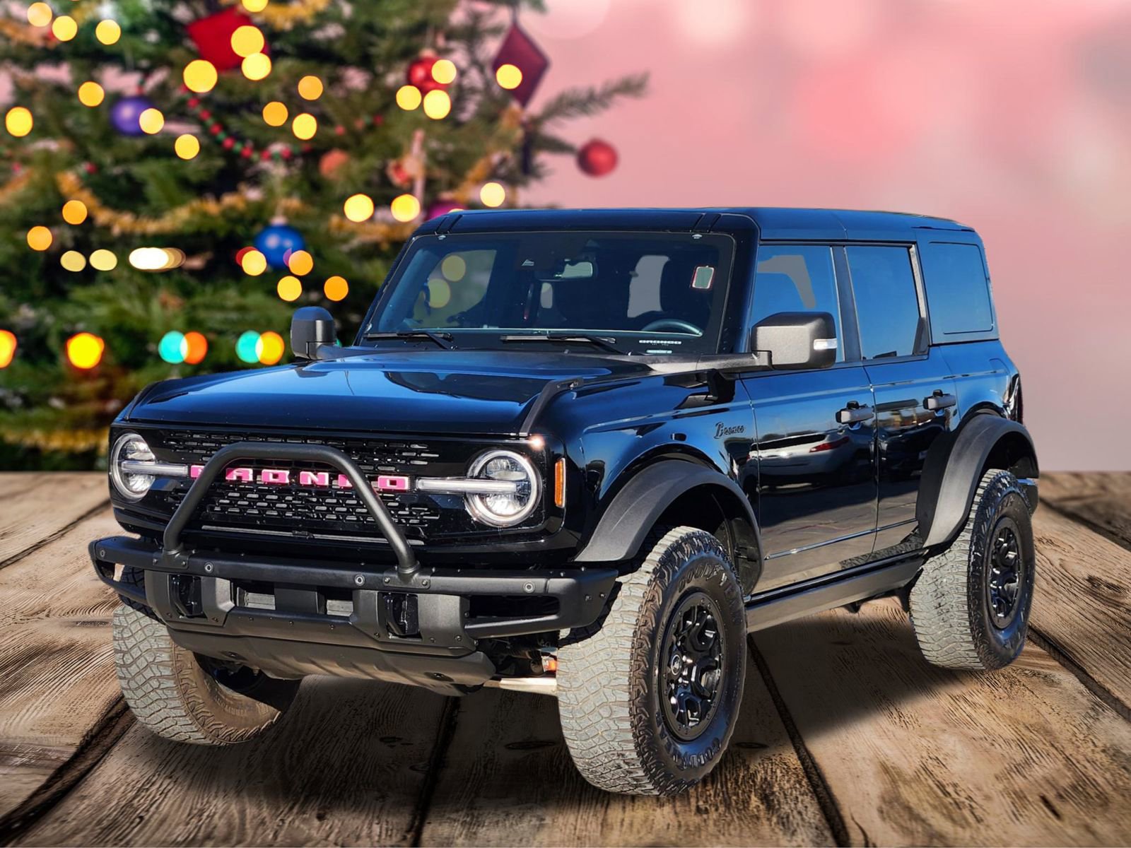 Used 2024 Ford Bronco Wildtrak video 2