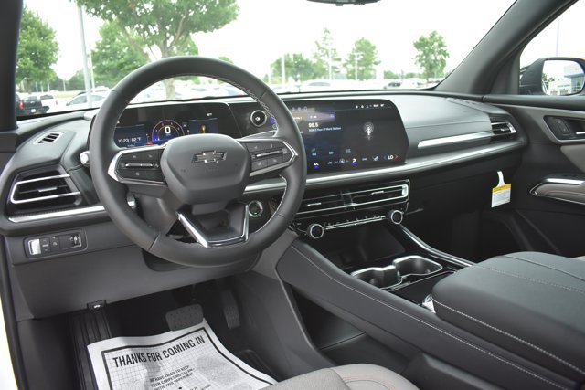 New 2026 Chevrolet Traverse LT w/ Midnight/Sport Edition FWD image 19
