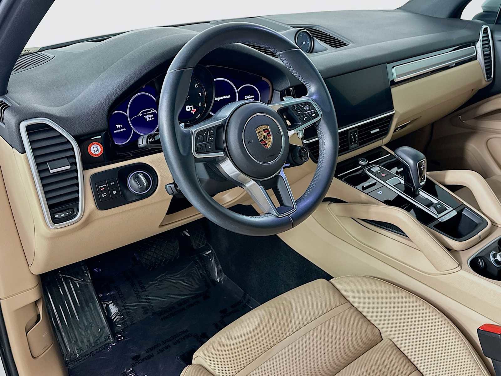 Certified 2022 Porsche Cayenne Platinum Edition AWD/4WD image 4