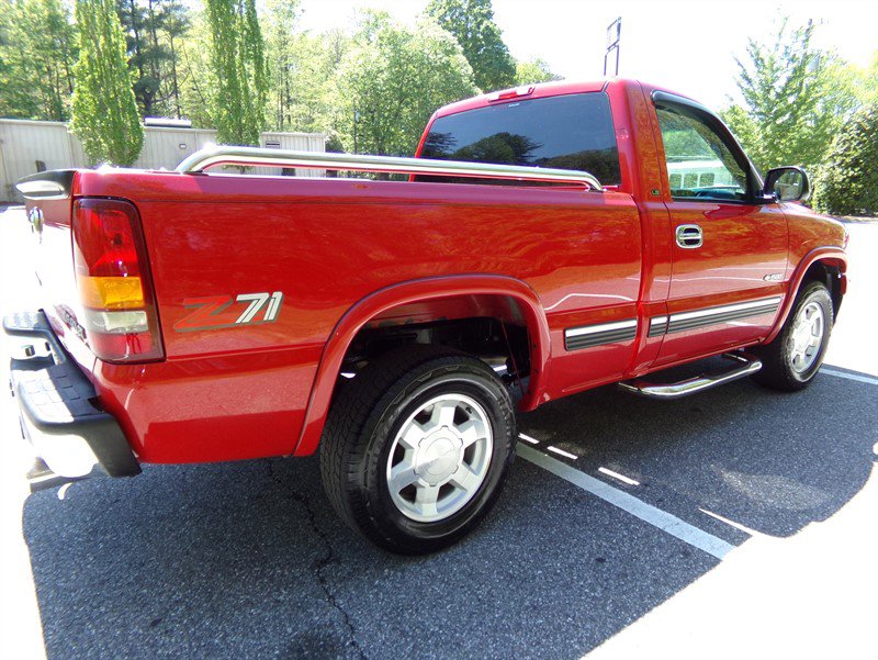 Used 2000 Chevrolet Silverado 1500 LS w/ Off-Road Chassis Pkg image 6