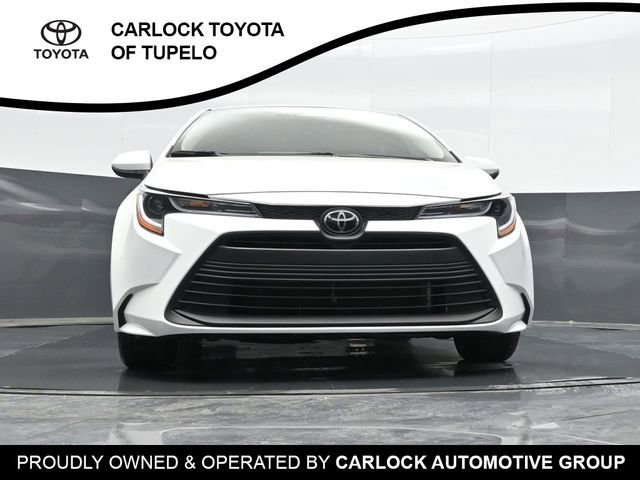 Used 2025 Toyota Corolla LE FWD image 41
