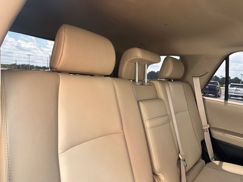 Used 2023 Toyota 4Runner SR5 Premium w/ Moonroof Package RWD image 31