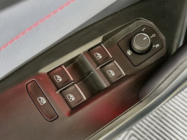 Used 2025 Volkswagen Jetta GLI Autobahn FWD image 19