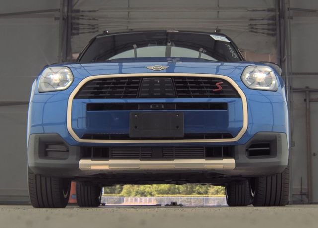 Certified 2025 MINI Cooper Countryman S w/ Comfort Package Max AWD/4WD image 2