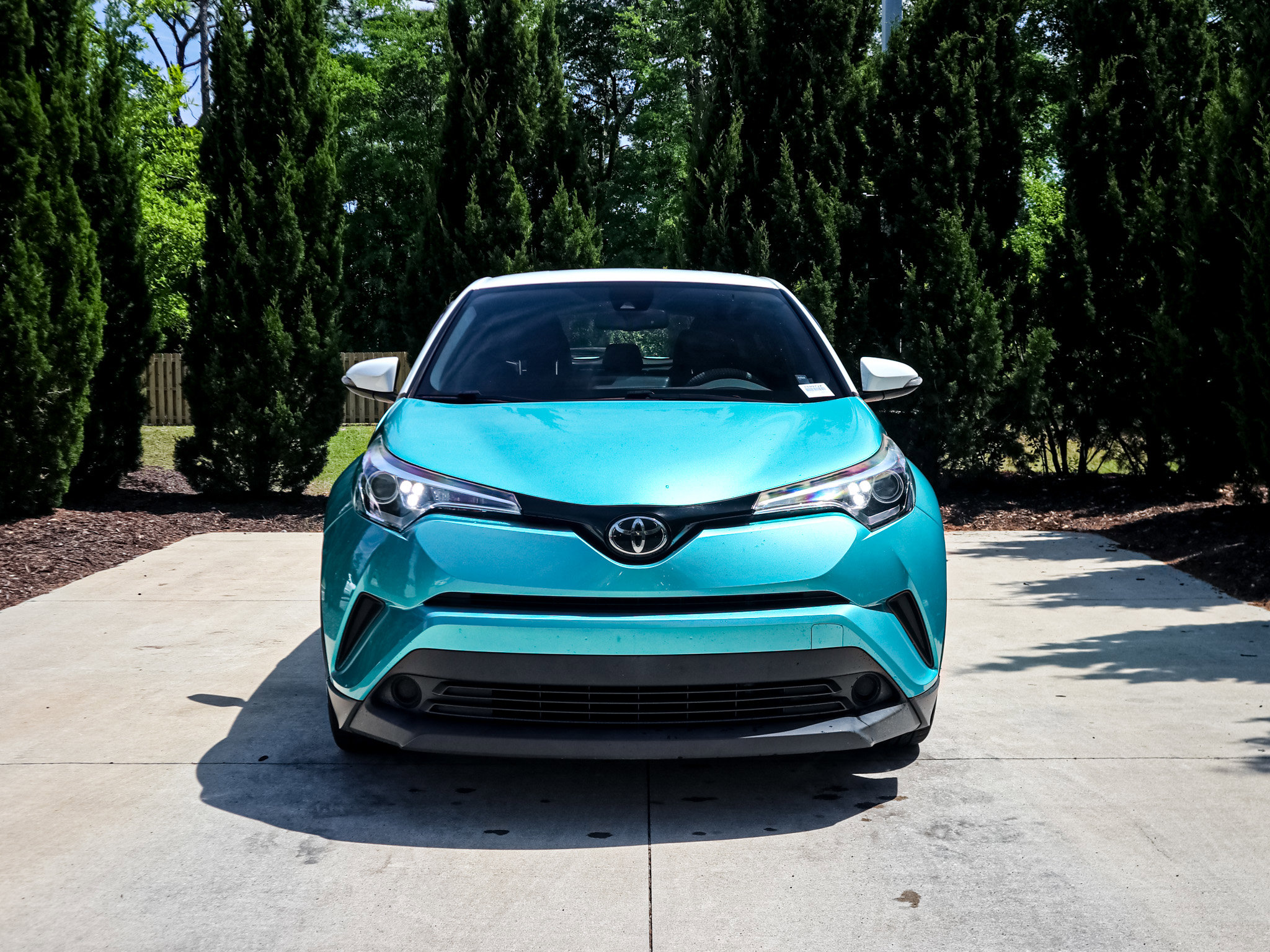 Used 2018 Toyota C-HR XLE image 3