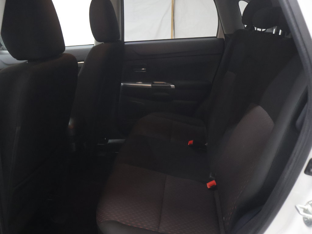 Used 2019 Mitsubishi Outlander Sport ES AWD/4WD image 14