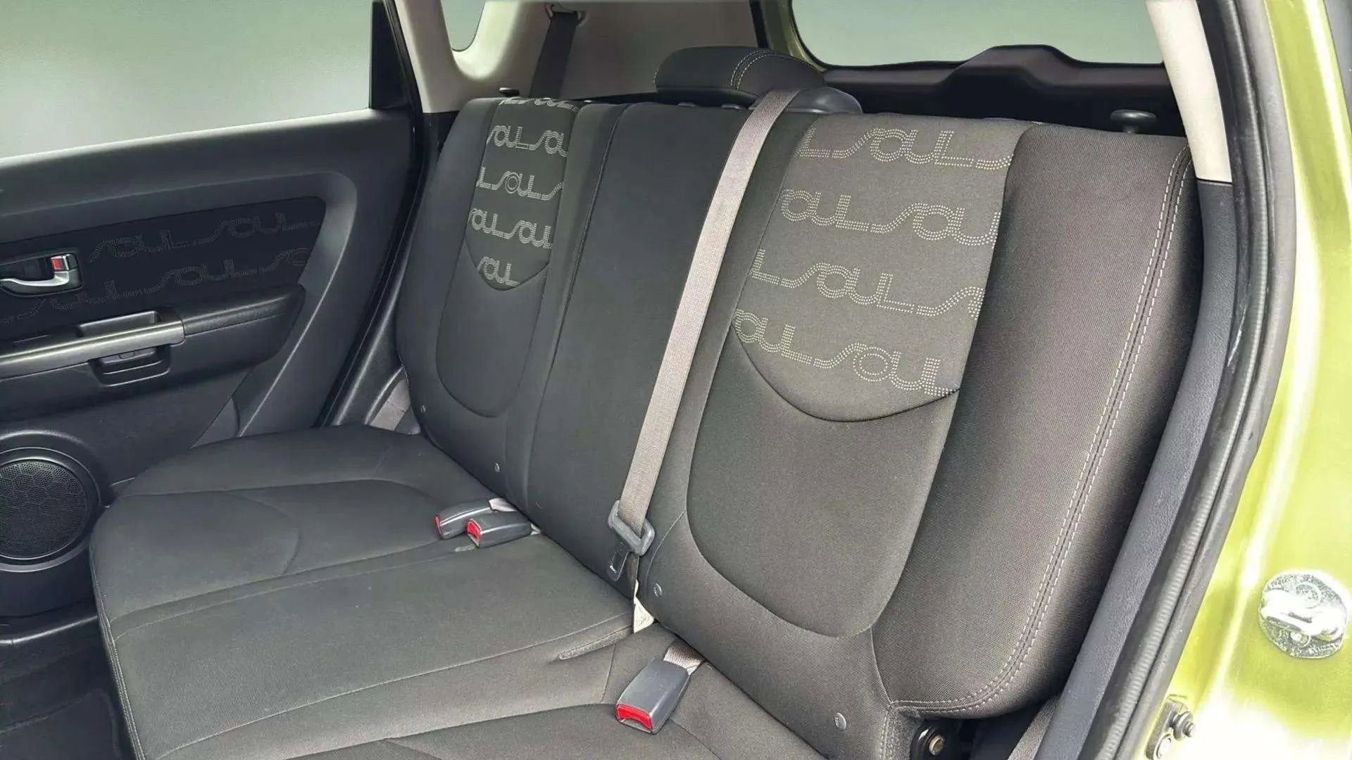 Used 2013 Kia Soul + image 16
