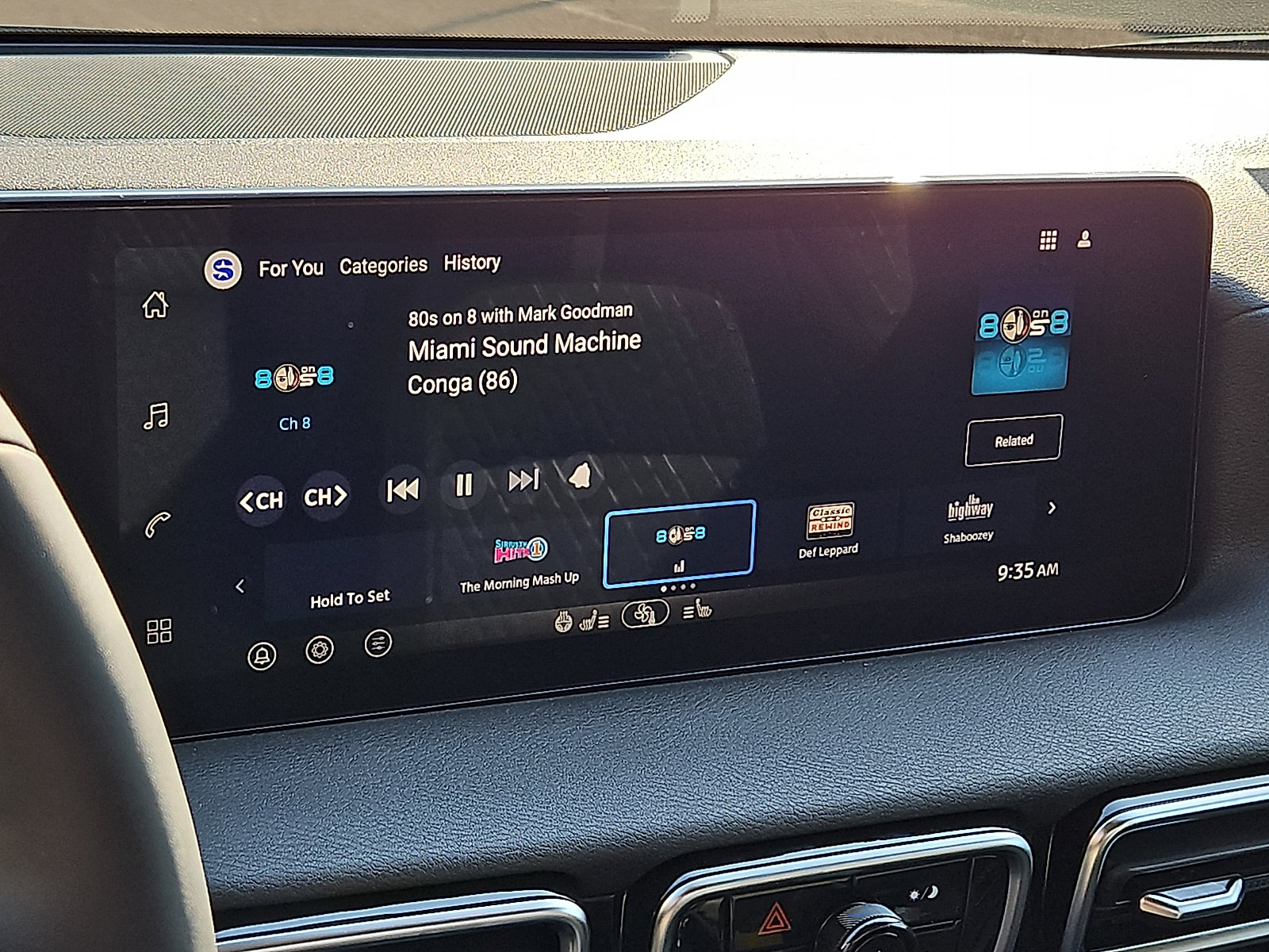 New 2026 Nissan Sentra SV w/ SV Convenience Package FWD image 14