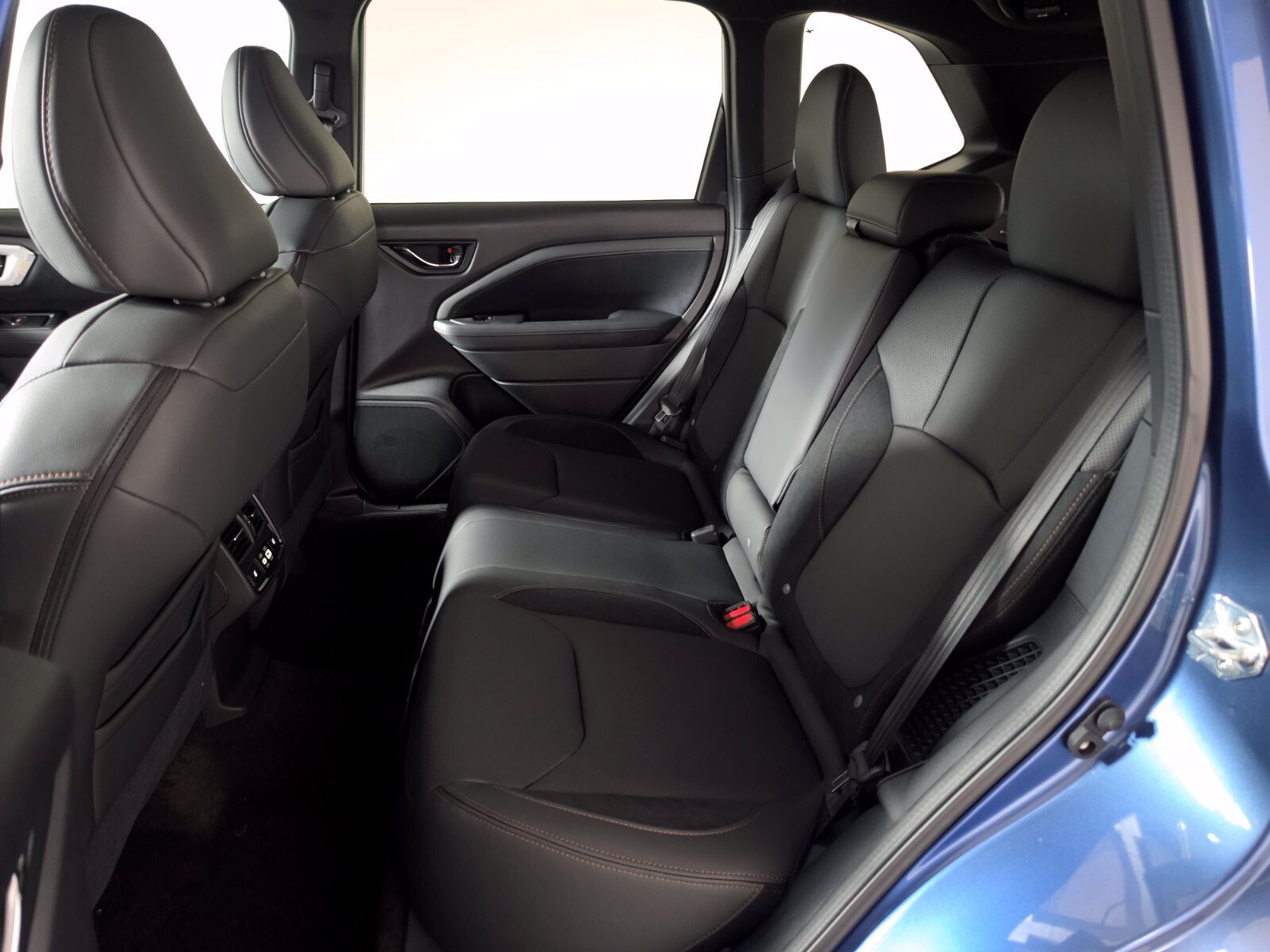 New 2026 Subaru Forester Touring AWD/4WD image 16