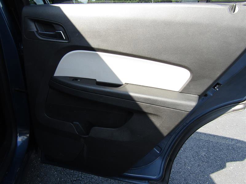 Used 2016 Chevrolet Equinox LT w/ Convenience Package image 32