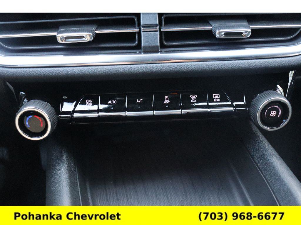 New 2026 Chevrolet Equinox EV LT w/ Comfort Package FWD image 17