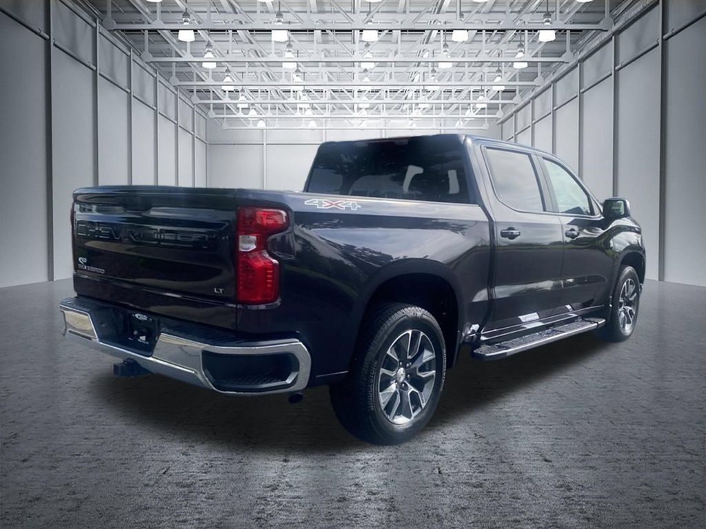Used 2023 Chevrolet Silverado 1500 LT AWD/4WD image 6
